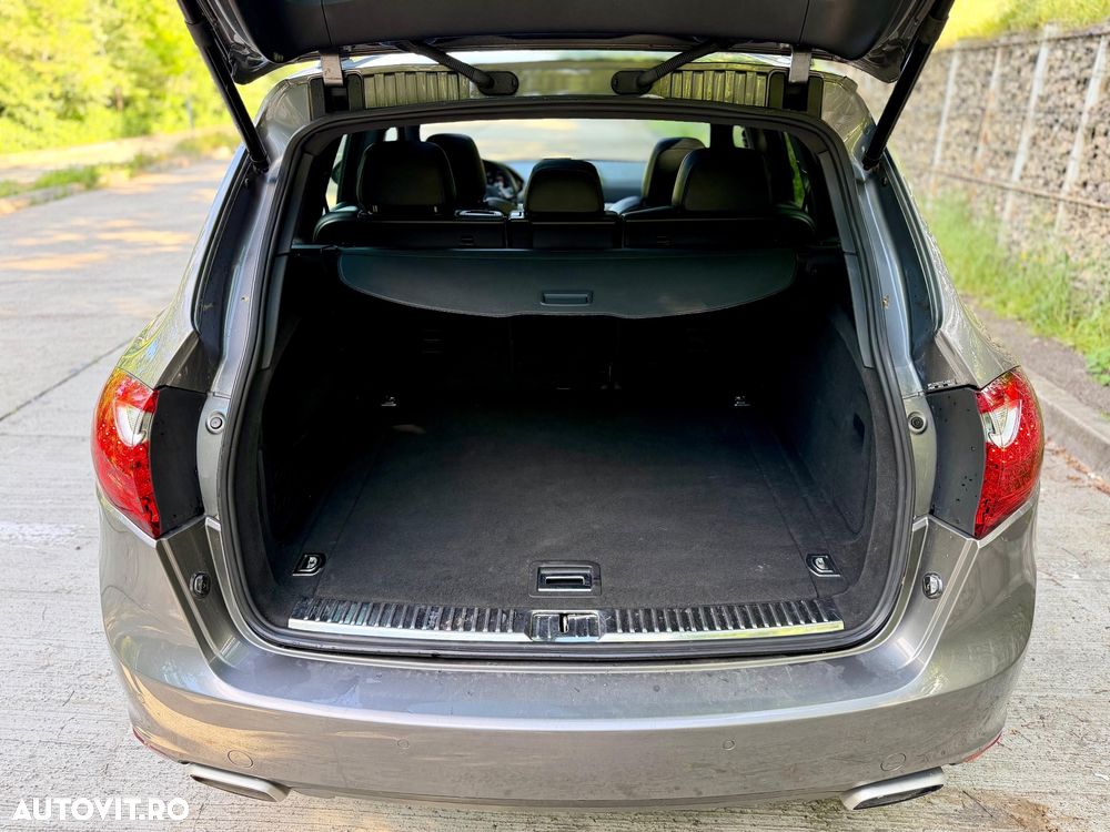 Porsche Cayenne - 27