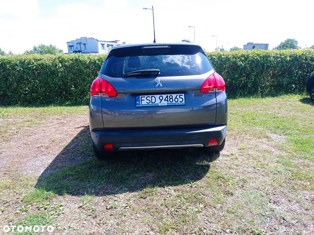 Peugeot 2008 - 4