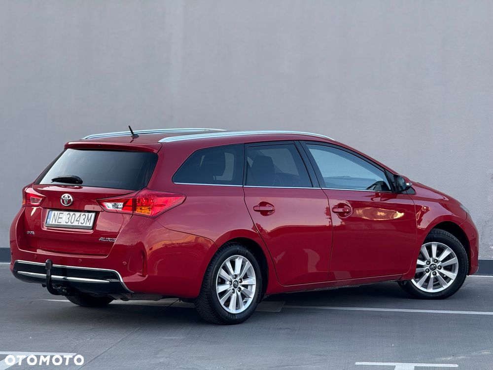 Toyota Auris 2.0 D-4D Premium Comfort - 4
