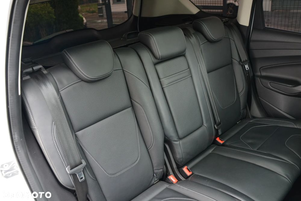 Ford Kuga 2.0 TDCi 4x4 Individual - 34
