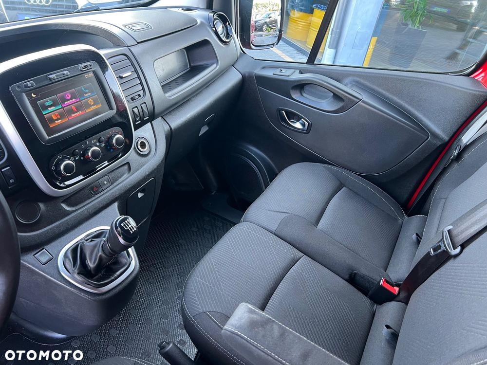 Renault Trafic - 11