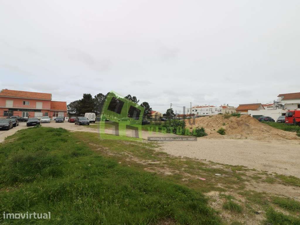 Terreno para Construção de Prédio - Quinta do Conde - Grande imagem: 3/10