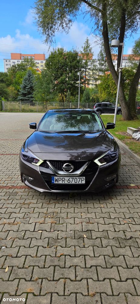 Nissan Maxima - 6