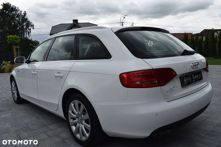 Audi A4 Avant 2.0 TDI DPF quattro S line Sportpaket (plus) - 4