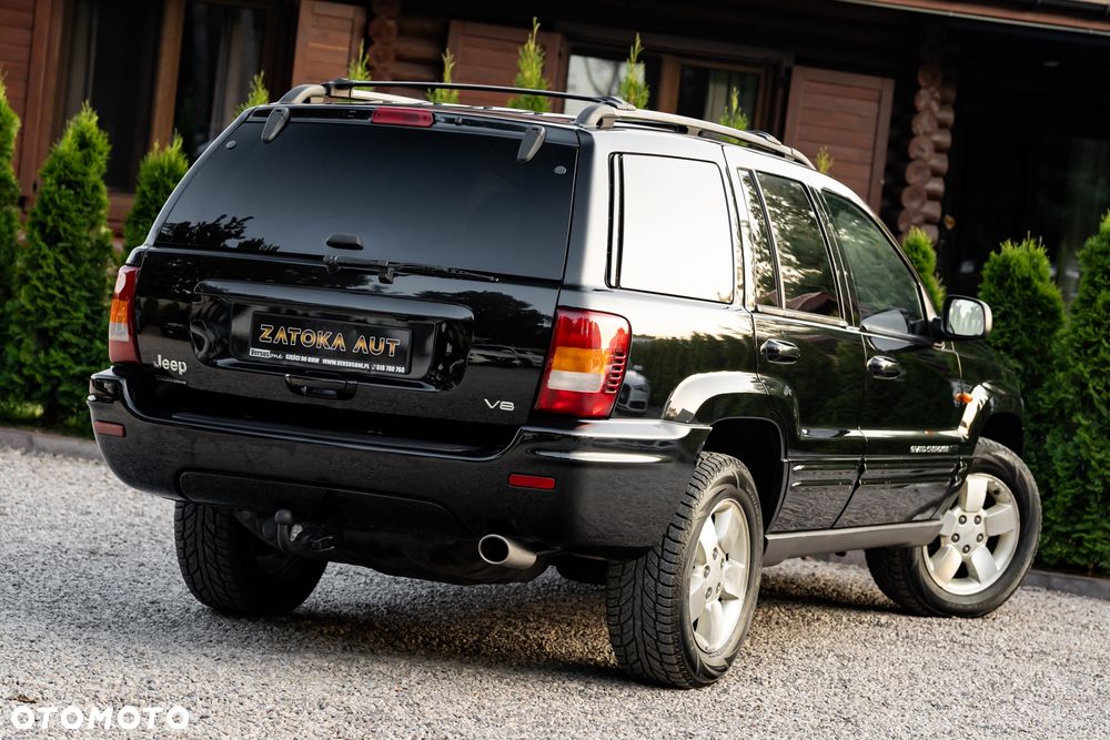 Jeep Grand Cherokee - 12