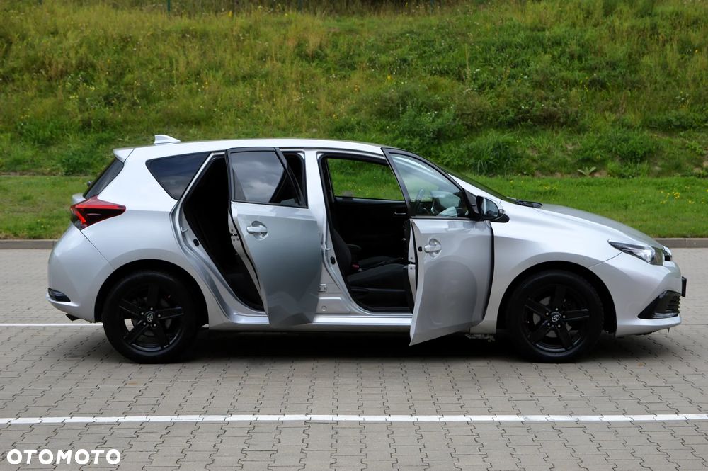 Toyota Auris 1.33 VVT-i Life Comfort - 25