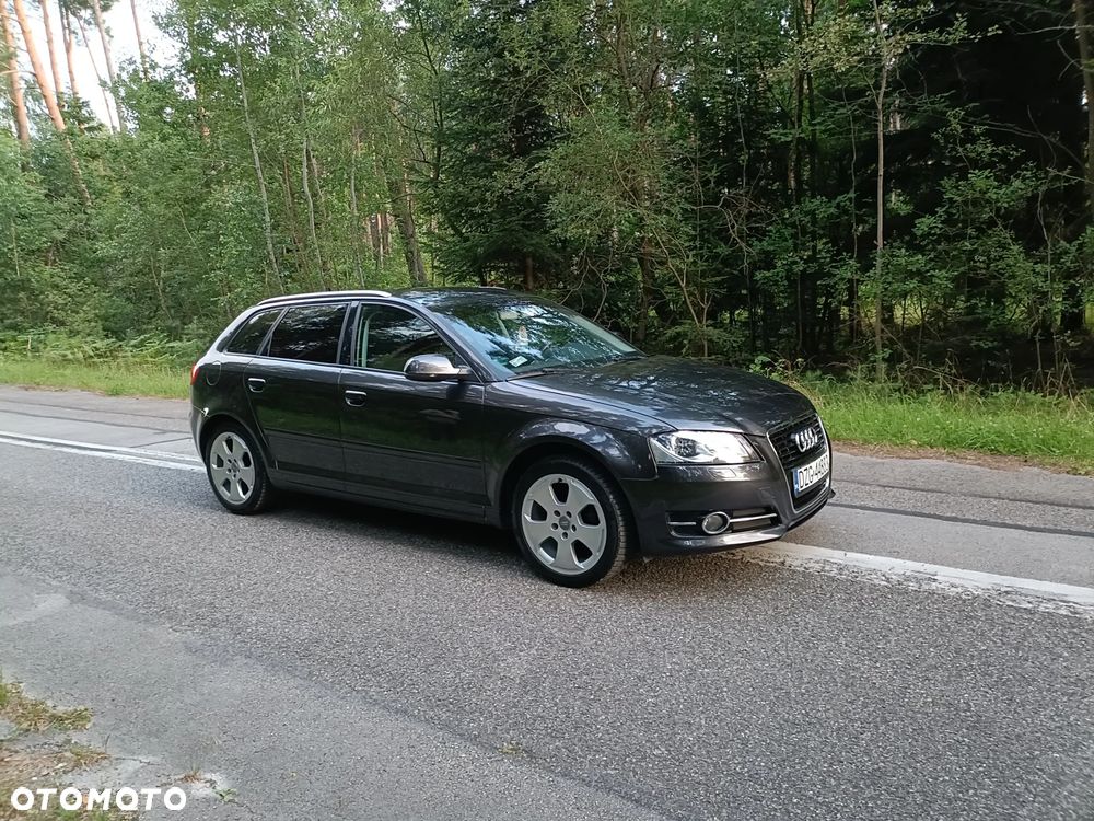 Audi A3 Sportback 2.0 TDI DPF Ambiente - 17