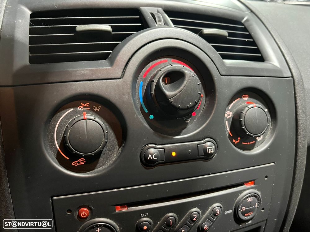 Renault Mégane 1.5 dCi Dynamique - 16