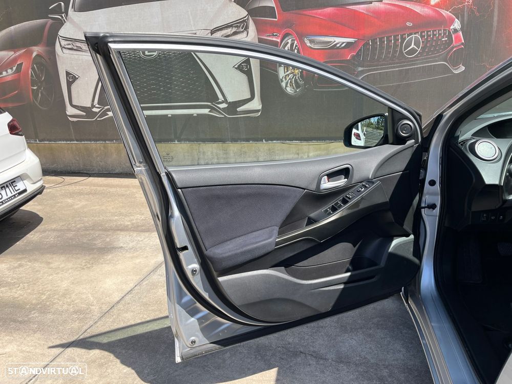 Honda Civic 1.6 i-DTEC Lifestyle - 12