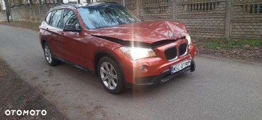 BMW X1 sDrive18i - 18