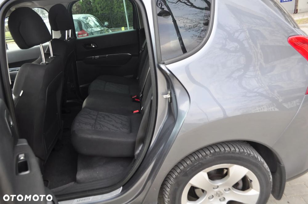 Peugeot 3008 2.0 HDi Premium - 9