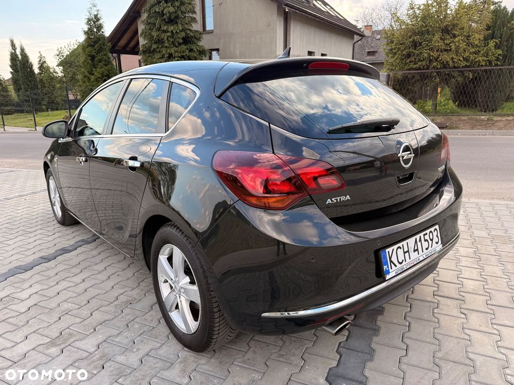 Opel Astra 1.4 T Essentia - 7