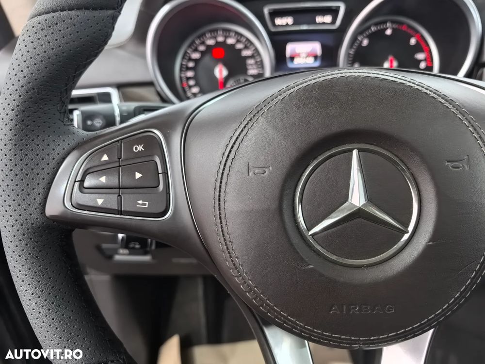 Mercedes-Benz GLS - 16