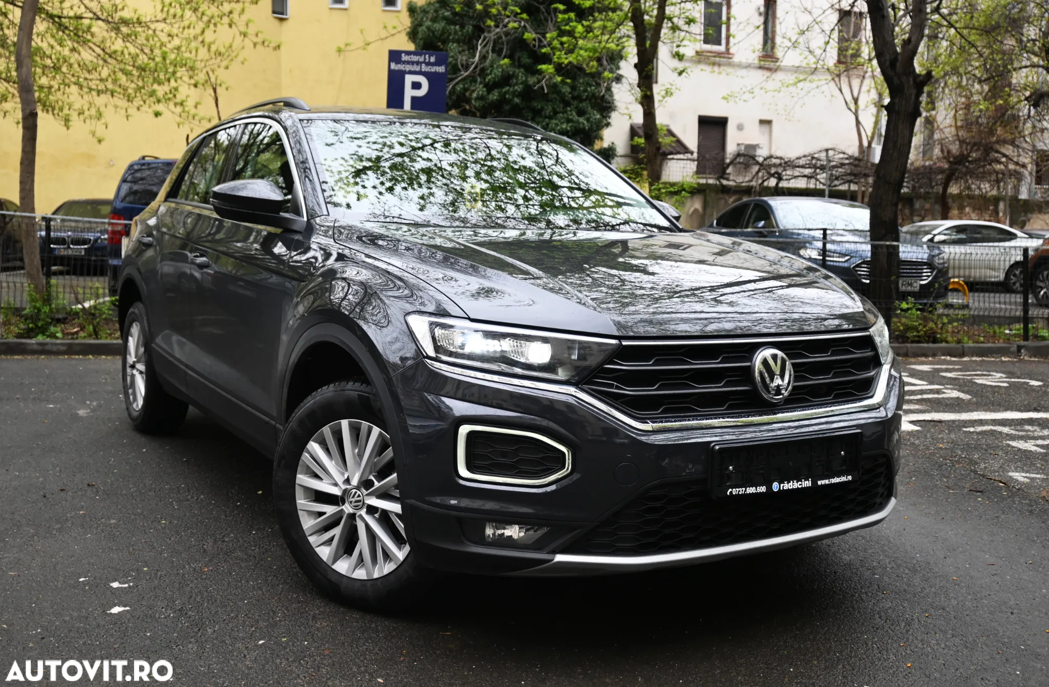 Volkswagen T-ROC - 2