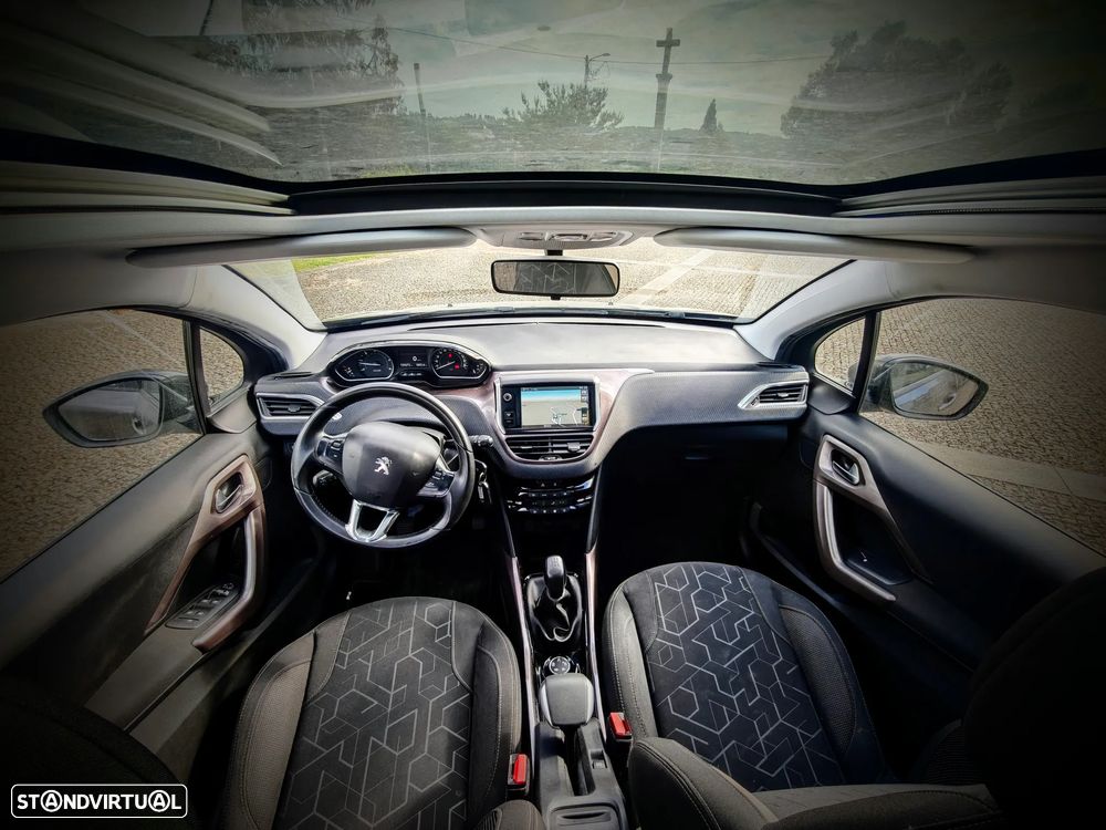 Peugeot 2008 1.6 e-HDi Allure - 8