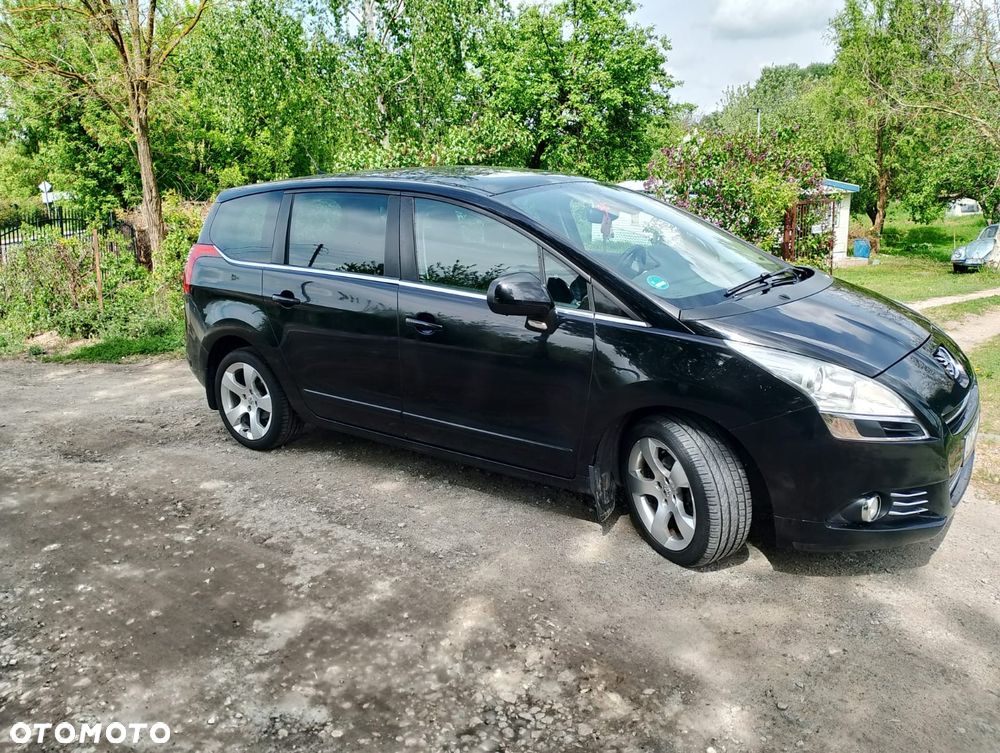 Peugeot 5008 - 1