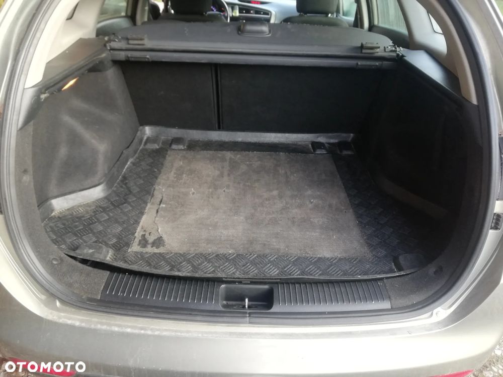 Kia Ceed Cee'd 1.6 CRDi L - 6