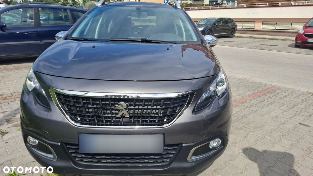 Peugeot 2008 1.2 Pure Tech Active S&S - 11