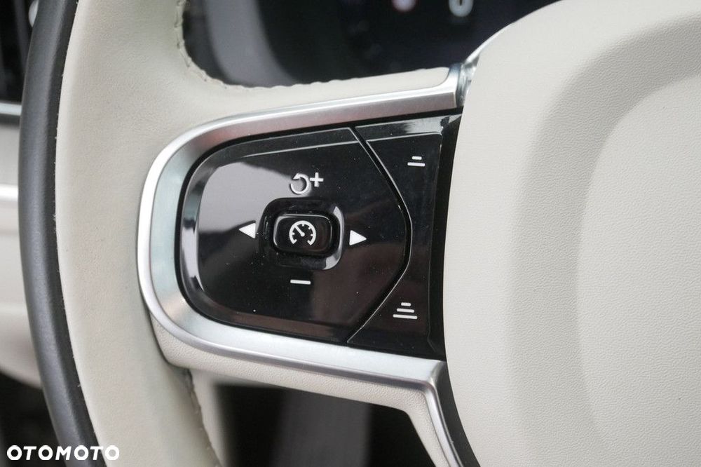 Volvo XC 60 - 29