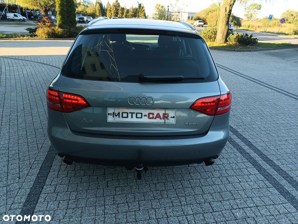 Audi A4 Avant - 4