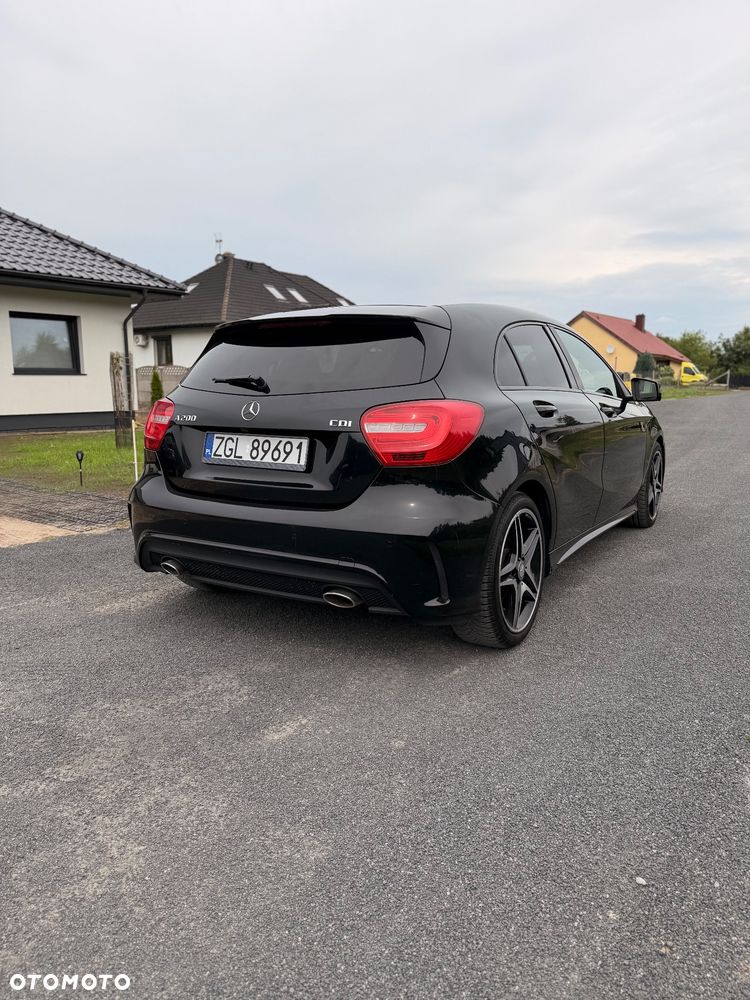 Mercedes-Benz Klasa A 200 d 7G-DCT AMG Line - 4
