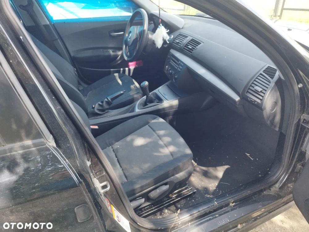 BMW Seria 1 116i - 11