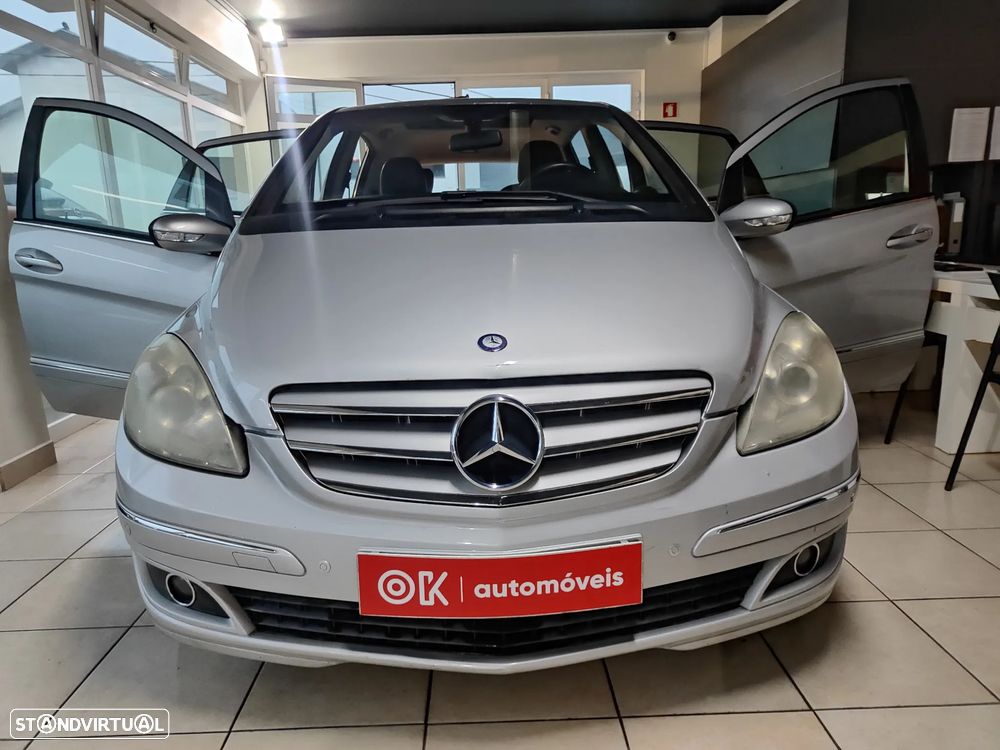 Mercedes-Benz B 200 CDI - 20
