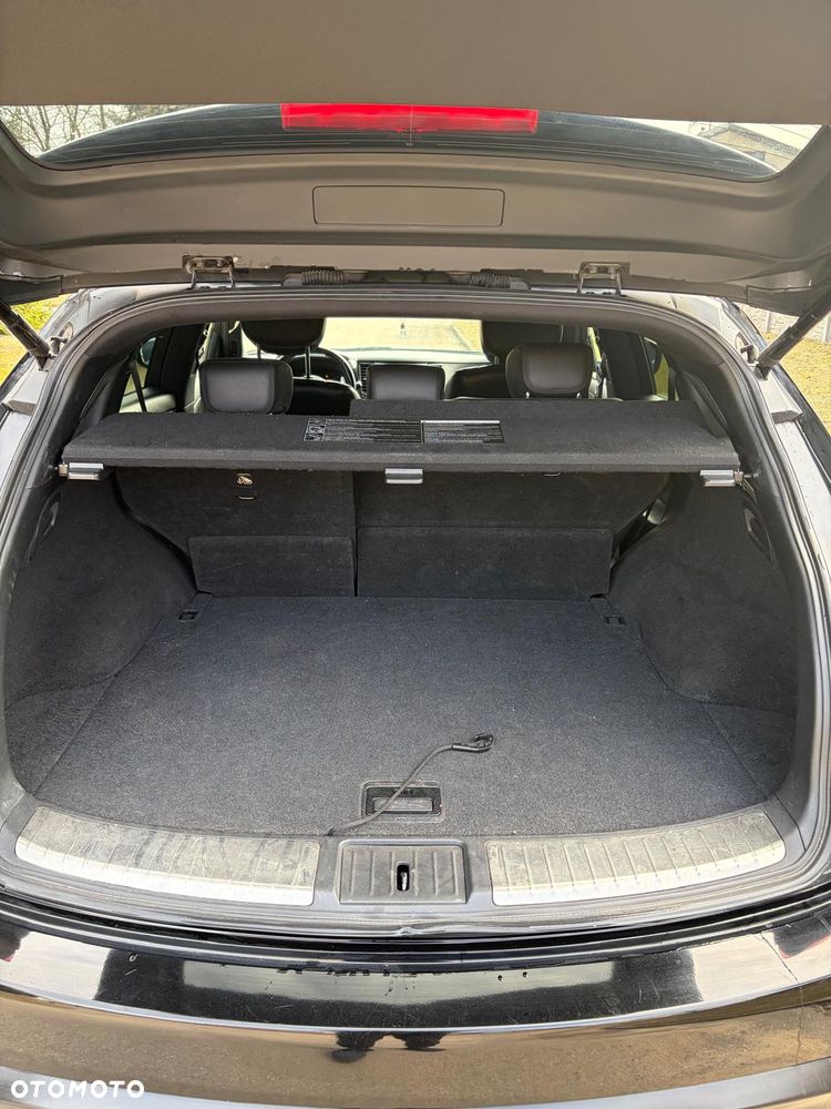 Infiniti QX70 - 24