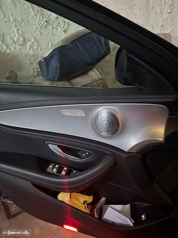 Mercedes-Benz E 300 de 9G-TRONIC AMG Line - 9