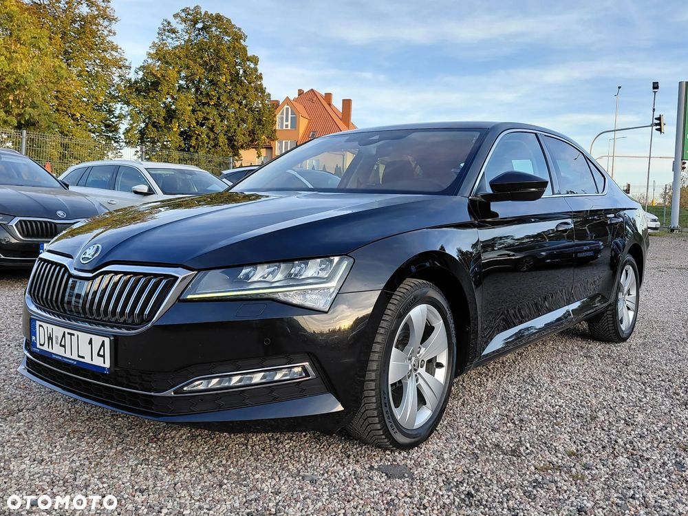 Skoda Superb 2.0 TDI SCR Style DSG - 2