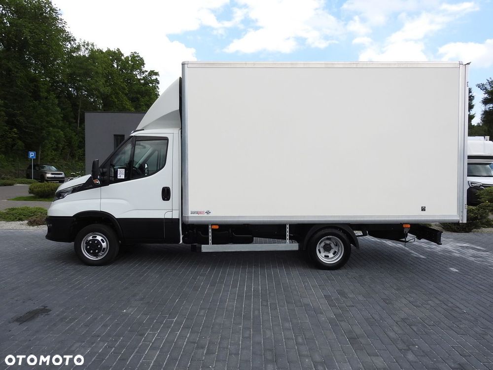 Iveco DAILY 35C14 KONTENER 8 PALET TEMPOMAT KLIMATYZACJA  BLIŹNIACZE KOŁA  140KM - 9