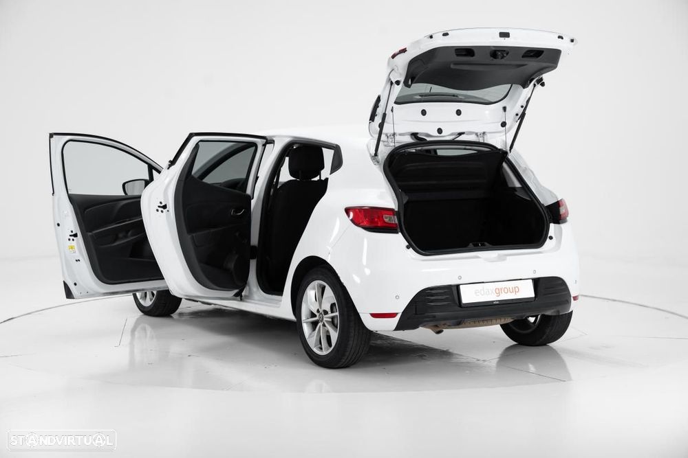 Renault Clio - 6