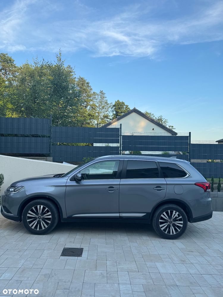 Mitsubishi Outlander 2.0 Intense + SDA 4WD CVT - 7