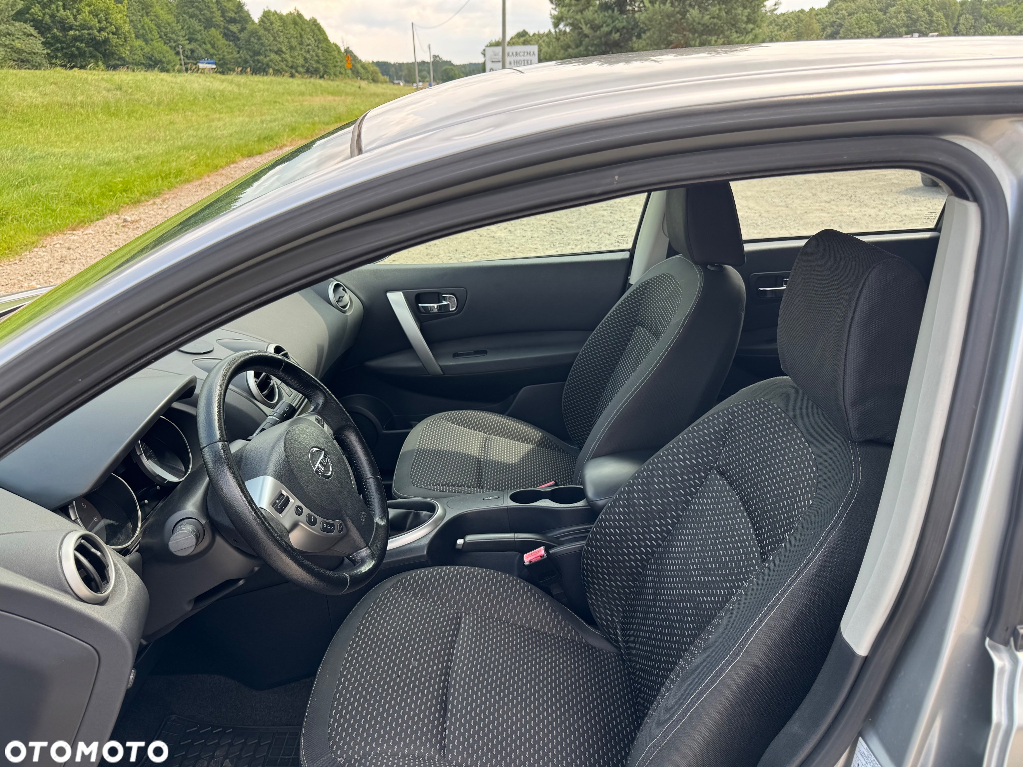 Nissan Qashqai 1.5 dCi N-Connecta - 11