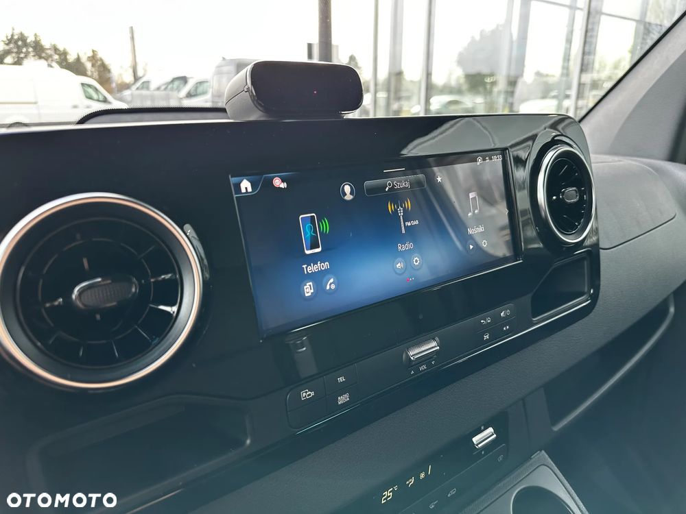 Mercedes-Benz Sprinter 319 CDI Furgon SELECT - 15