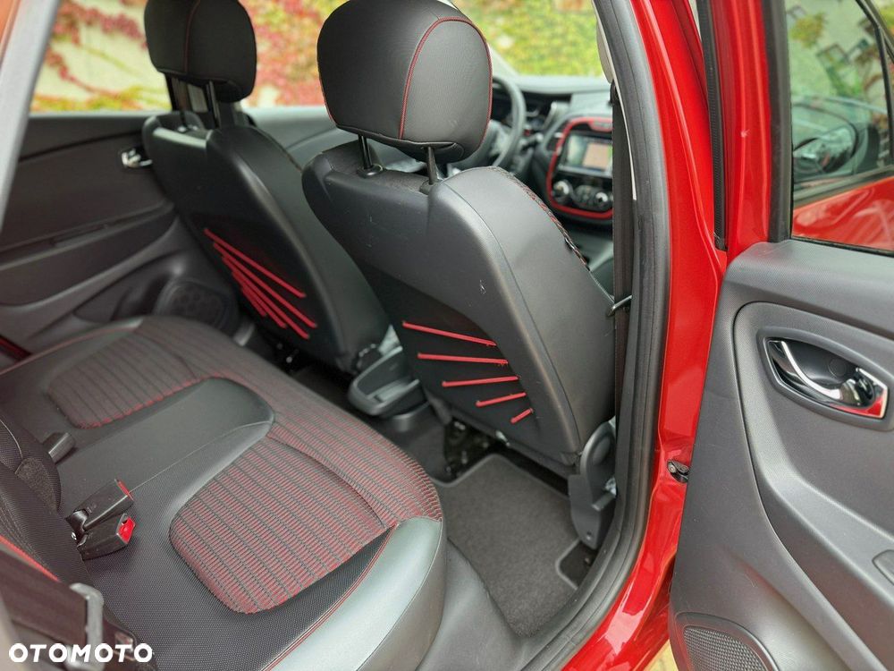 Renault Captur dCi 90 EDC Helly Hansen - 11