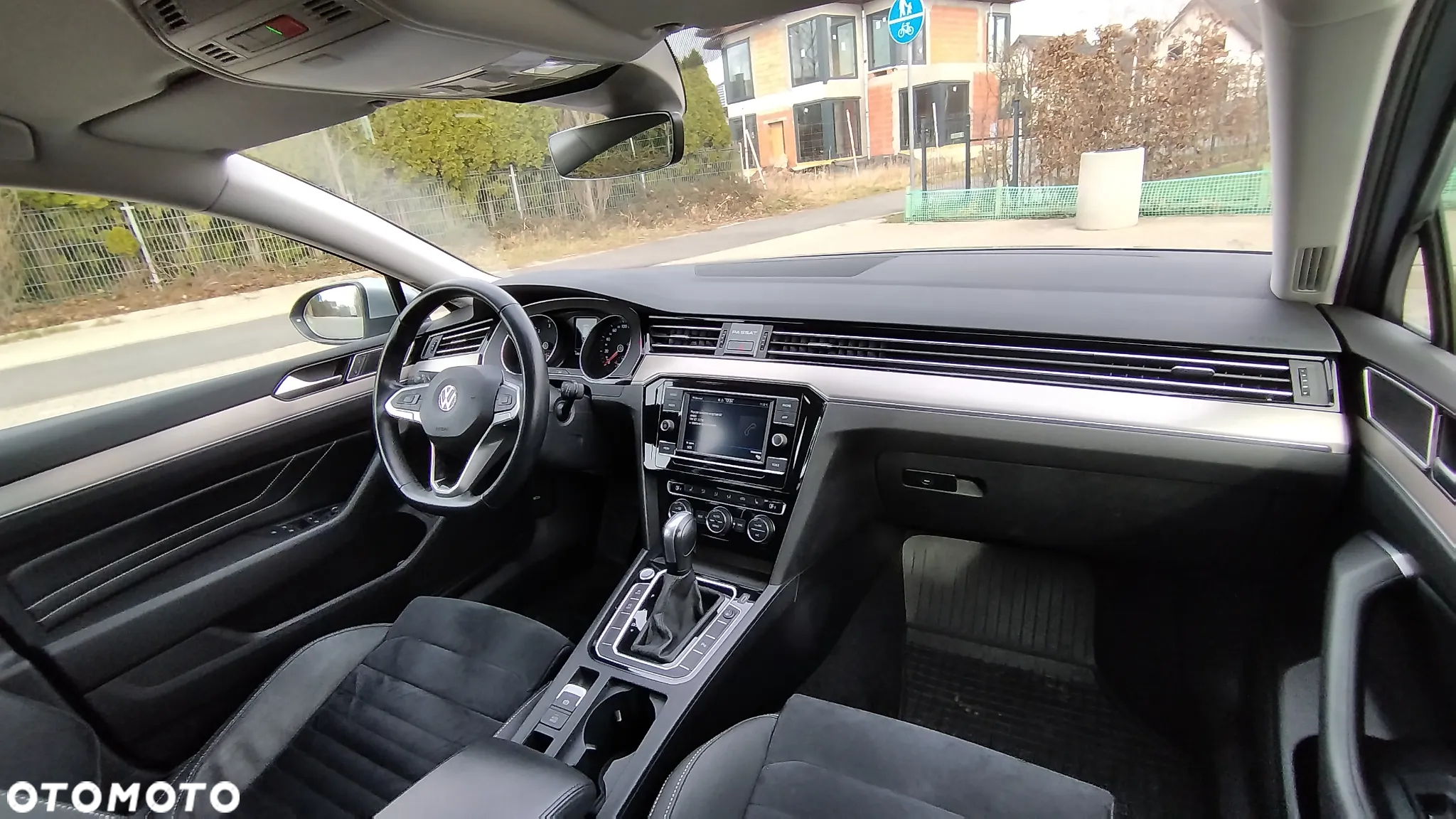 Volkswagen Passat 2.0 TDI EVO Elegance DSG - 17