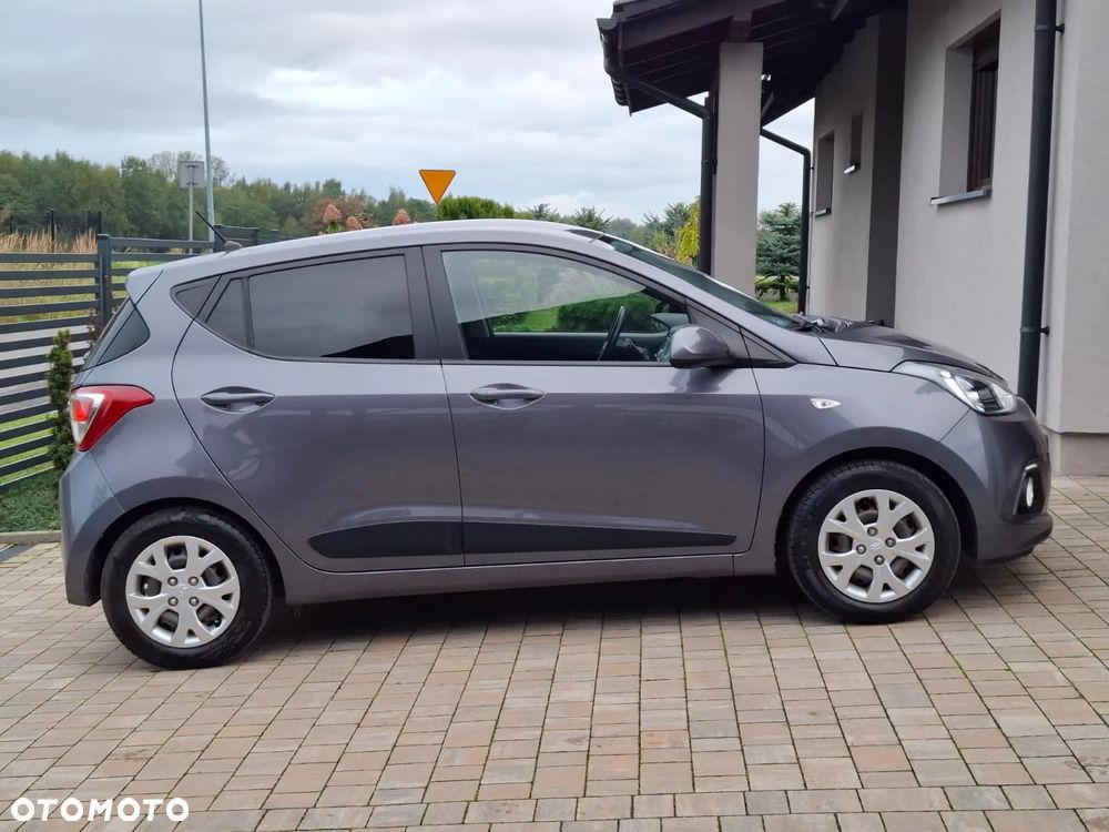 Hyundai i10 1.0 BlueDrive Black Line - 2