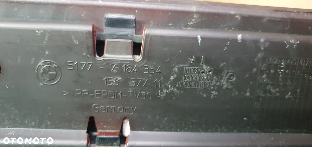Listwa progowa prawa BMW I E87 A61 A61/3 - 7