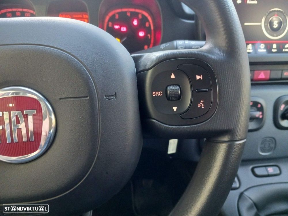 Fiat Panda 1.0 Hybrid City Cross - 24