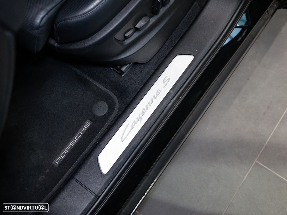 Porsche Cayenne S E-Hybrid - 41