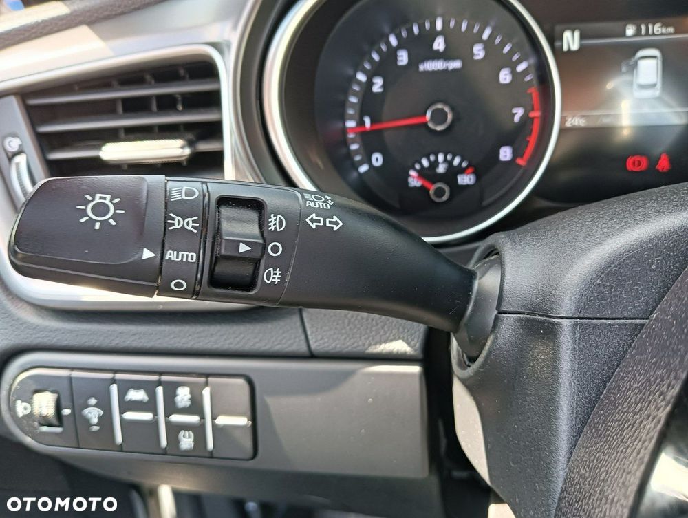 Kia Ceed - 26