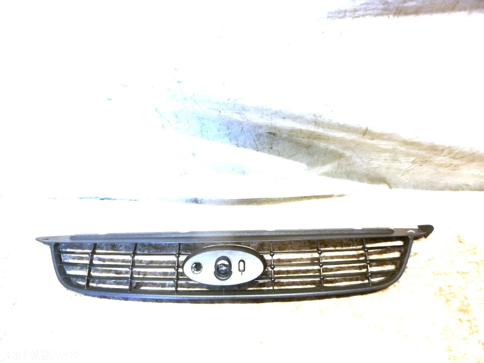ford focus mk2 lift grill atrapa - 1
