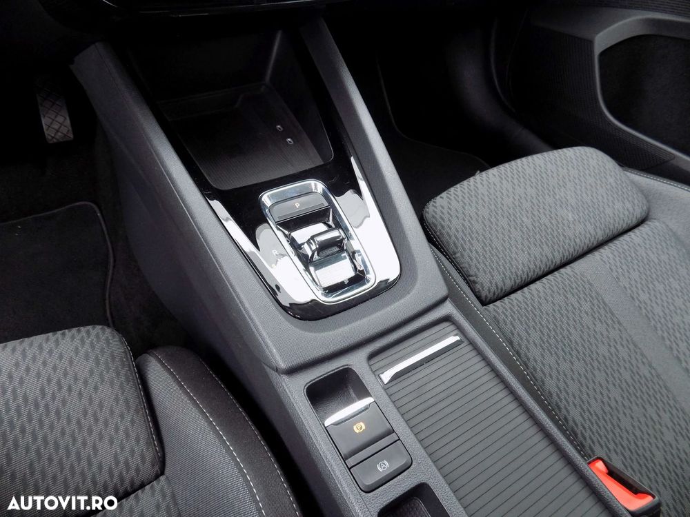 Skoda Octavia Combi 2.0 TDI DSG Ambition - 23