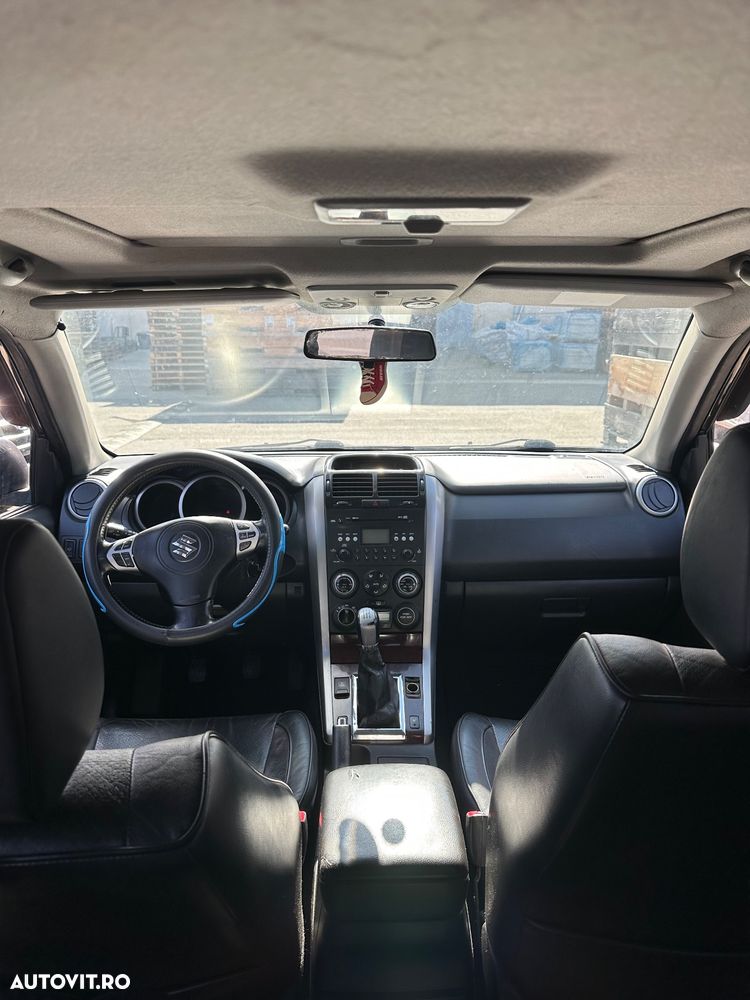 Suzuki Grand Vitara - 5