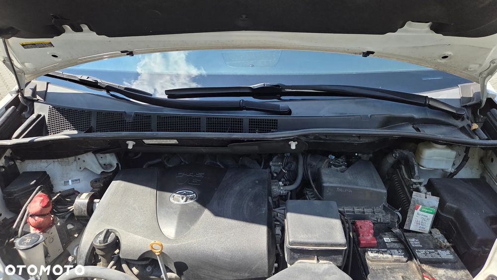 Toyota Sienna - 39