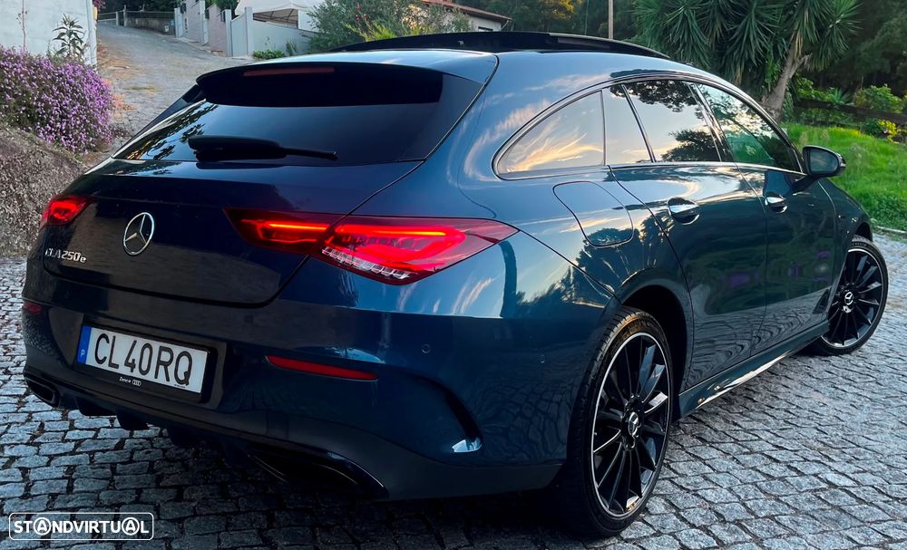 Mercedes-Benz CLA 250 e Shooting Brake AMG Line - 12