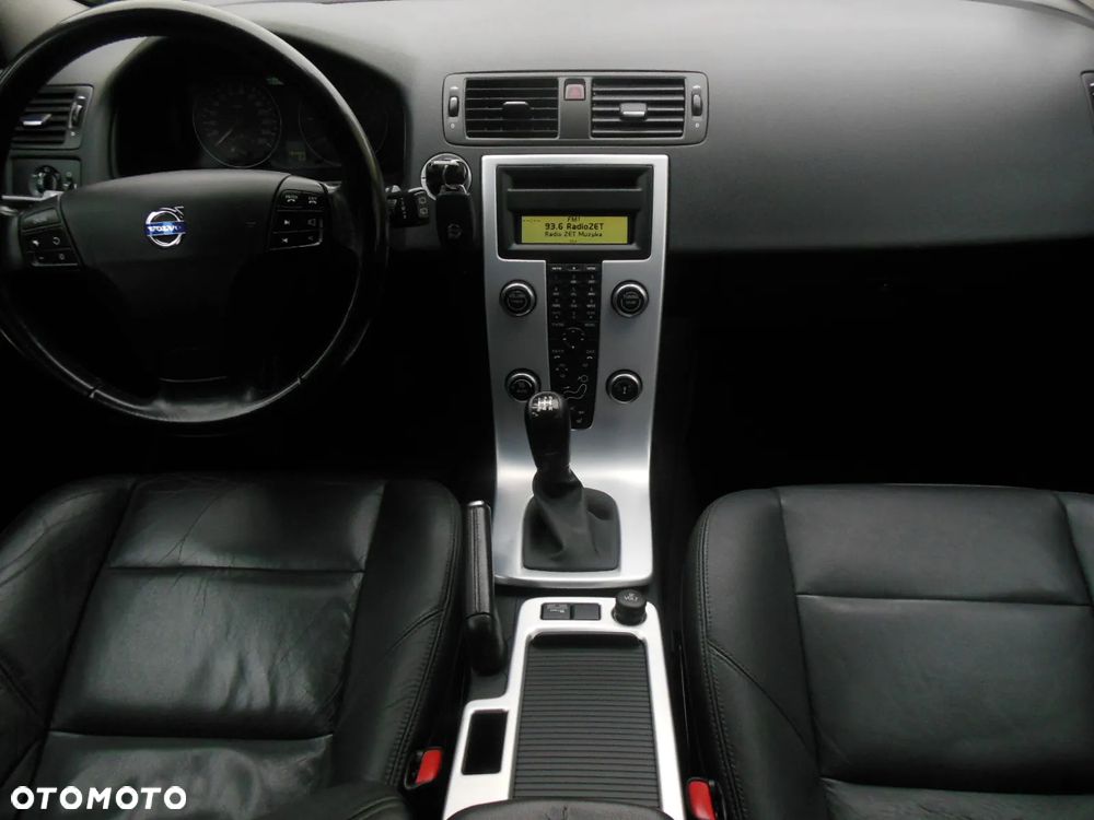 Volvo V50 - 11