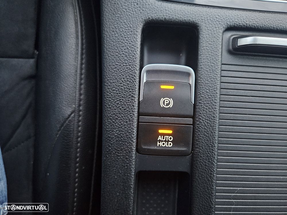 VW Arteon 2.0 TDI Elegance DSG - 27