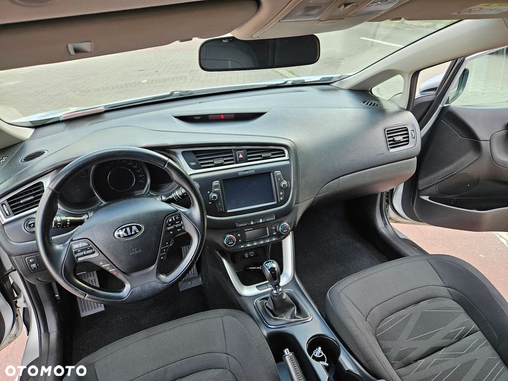 Kia Ceed 1.6 GDI L Business Line - 9